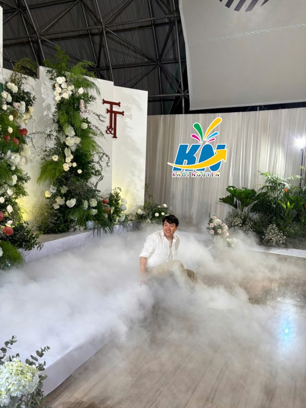máy tạo khói